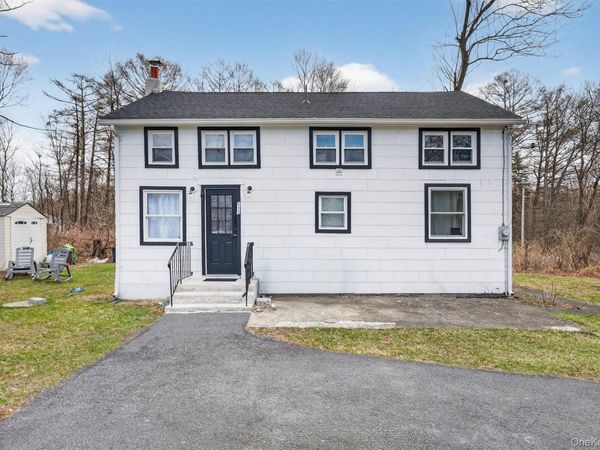 111 Sunrise Trail , Plattekill, NY 12589