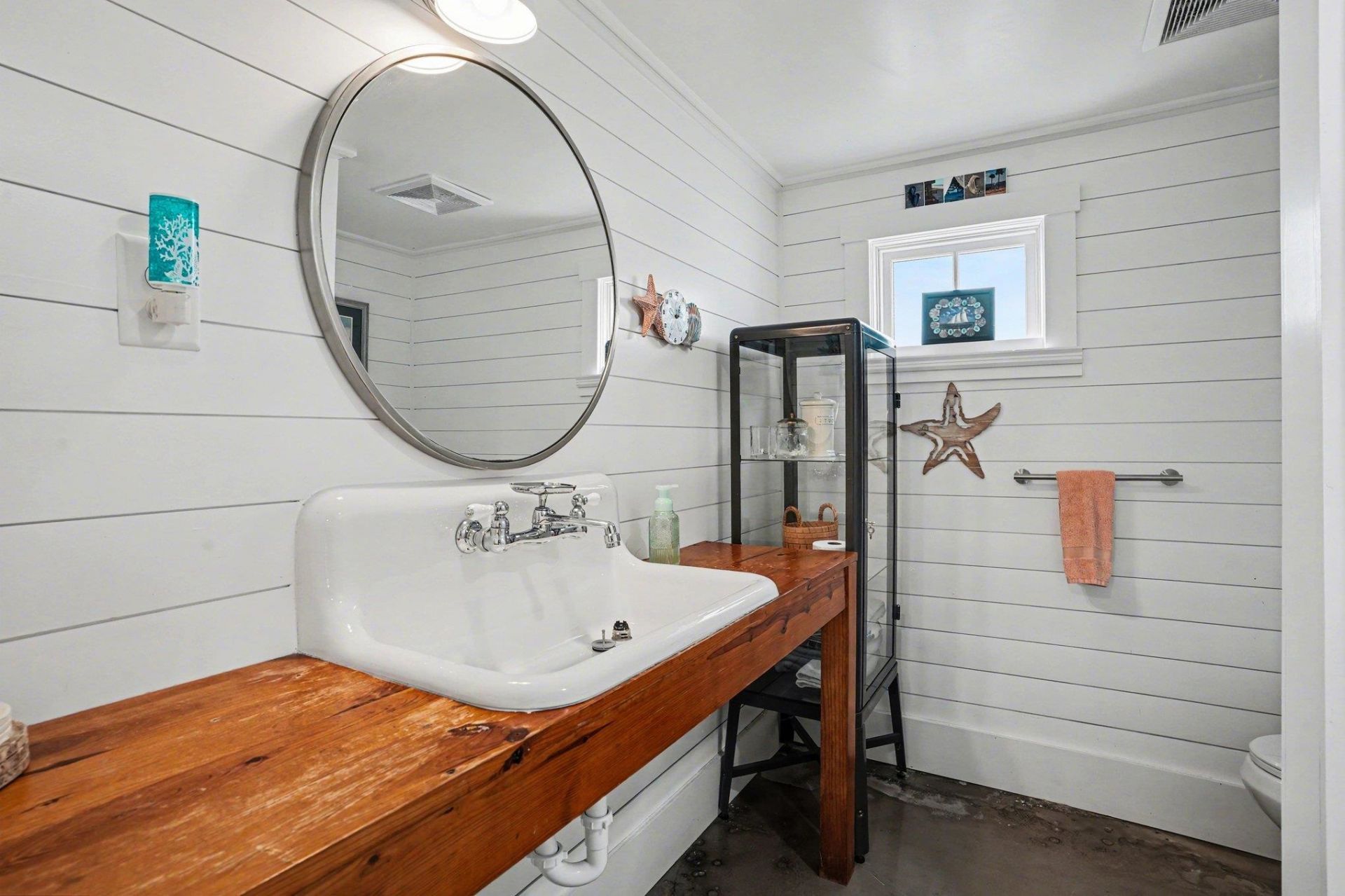 242 Dogwood Dr. S Photo 33