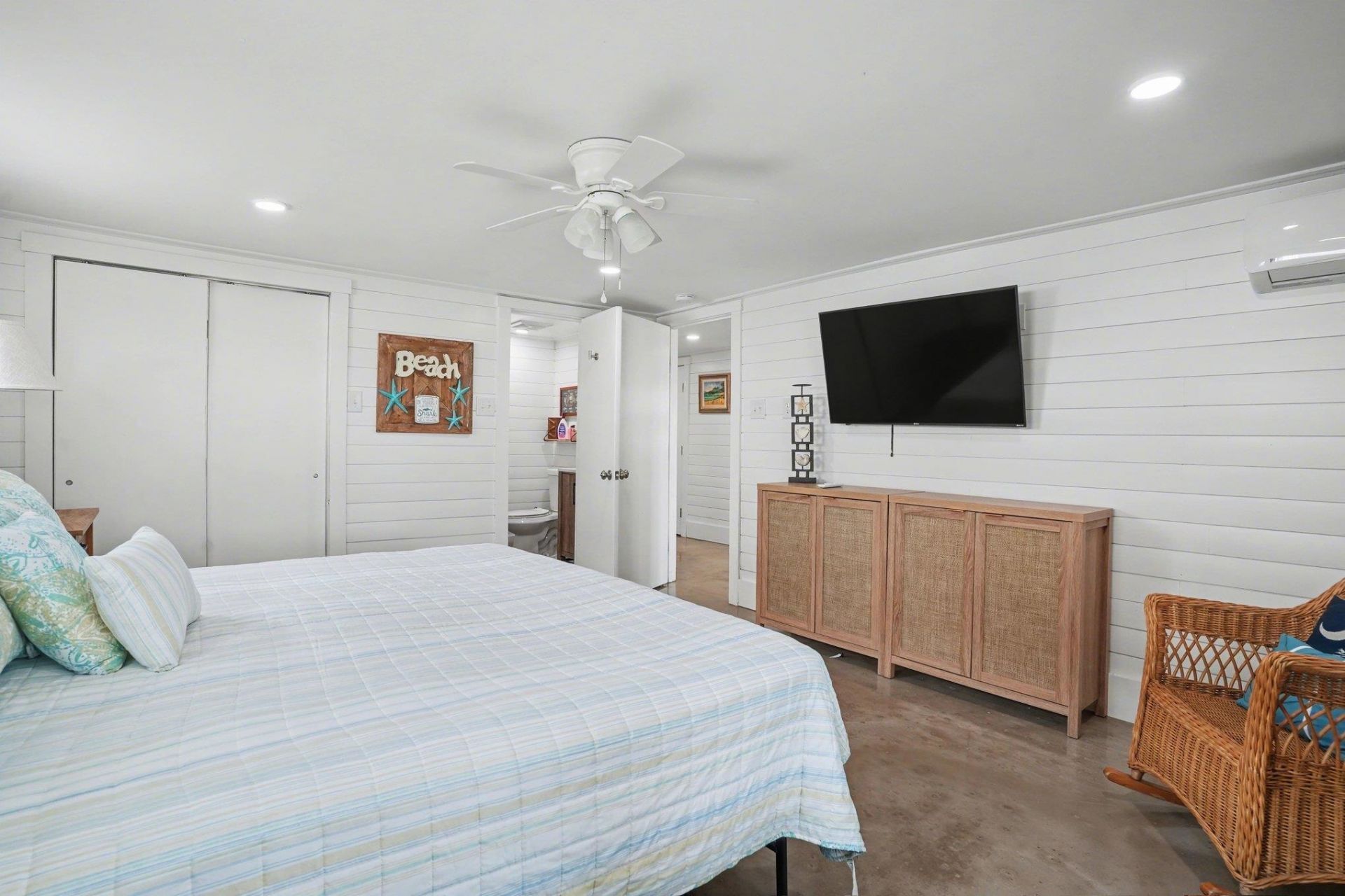 242 Dogwood Dr. S Photo 41