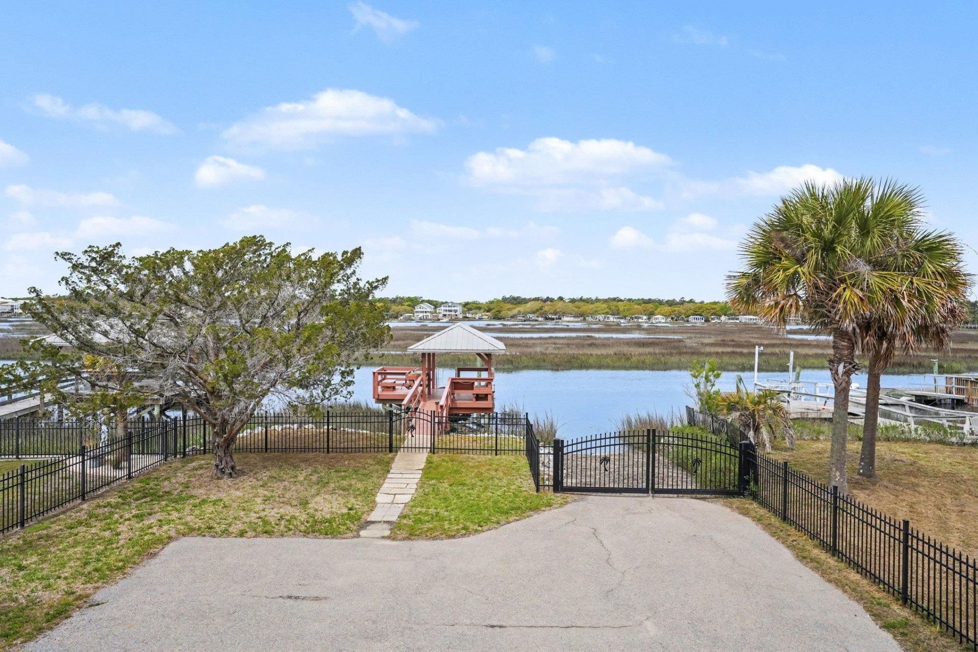 242 Dogwood Dr. S Photo 51