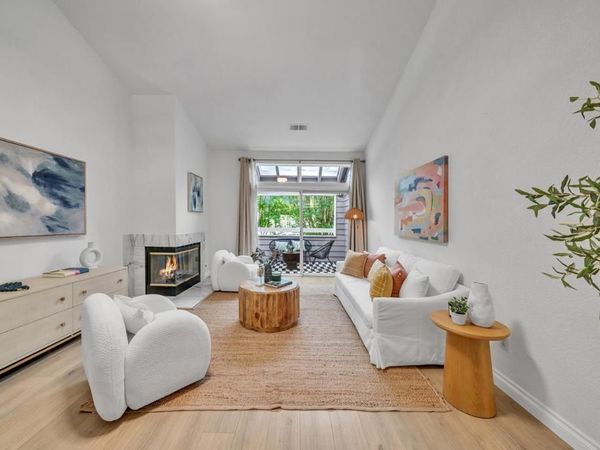 1654 Parkview Green Circle, San Jose, CA 95131