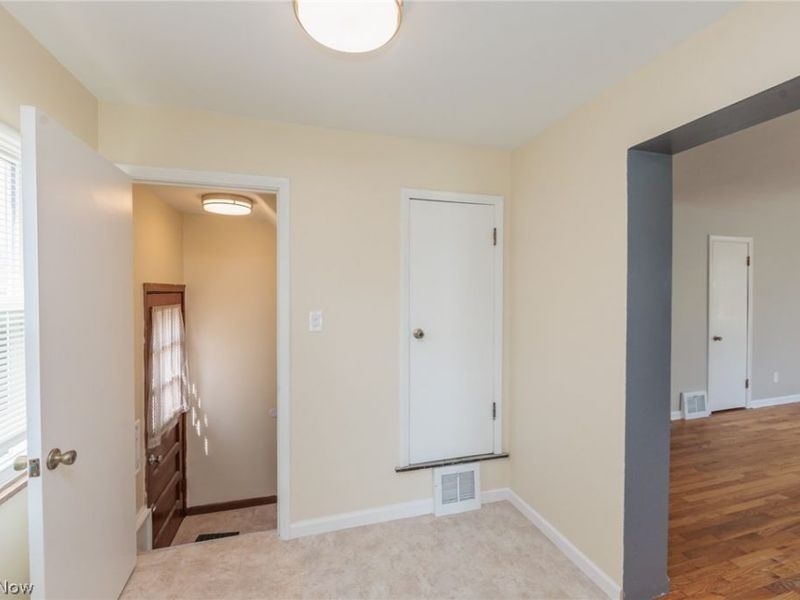 8800 Behrwald Avenue , Brooklyn, OH 44144 Photo 10