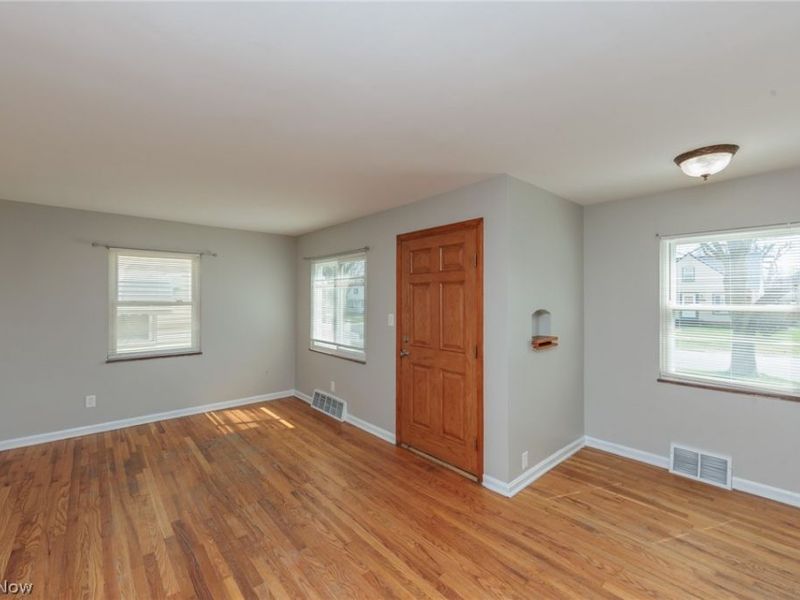 8800 Behrwald Avenue , Brooklyn, OH 44144 Photo 13