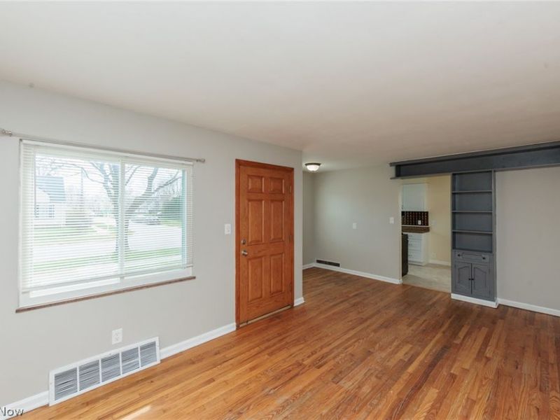 8800 Behrwald Avenue , Brooklyn, OH 44144 Photo 15