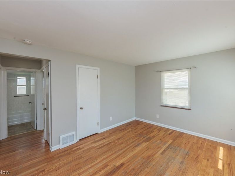 8800 Behrwald Avenue , Brooklyn, OH 44144 Photo 17