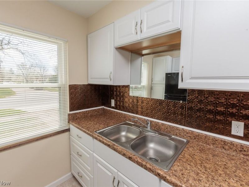 8800 Behrwald Avenue , Brooklyn, OH 44144 Photo 4