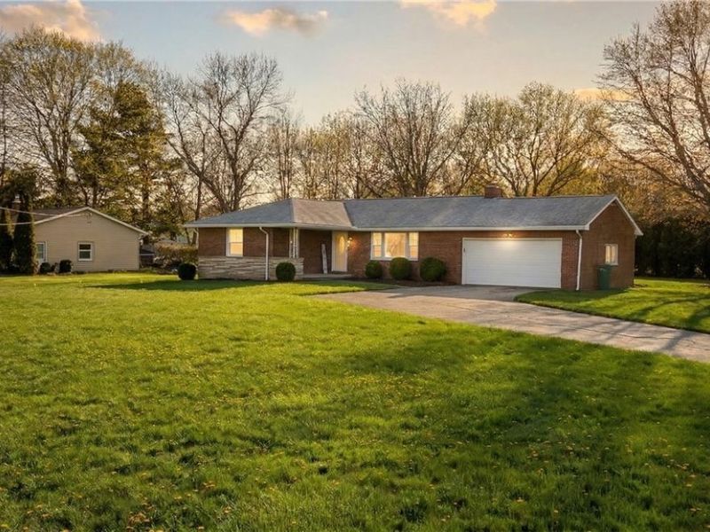 5581 Middlebranch Avenue NW, Canton, OH 44721 Photo 1