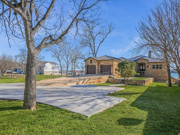 360 Campa Pajama, Kingsland, TX 78639