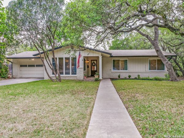 451 Oak Glen Dr, San Antonio, TX 78209