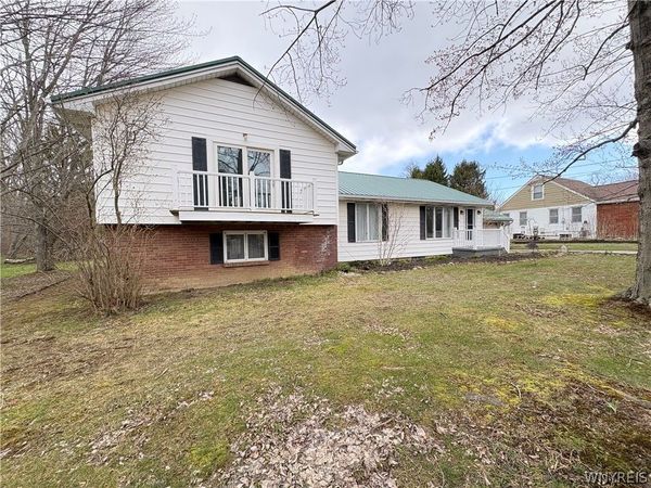 808 Lake Street, Angola, NY 14006