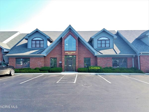 655 Fox Run Road, Findlay, OH 45840