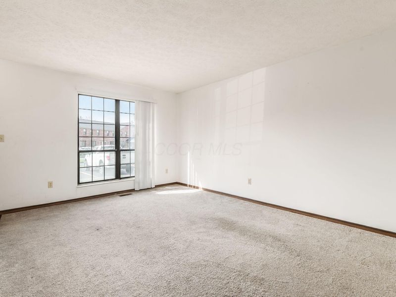 3328 Edgebrook Drive, Unit 2, Dublin, OH 43017 Photo 10