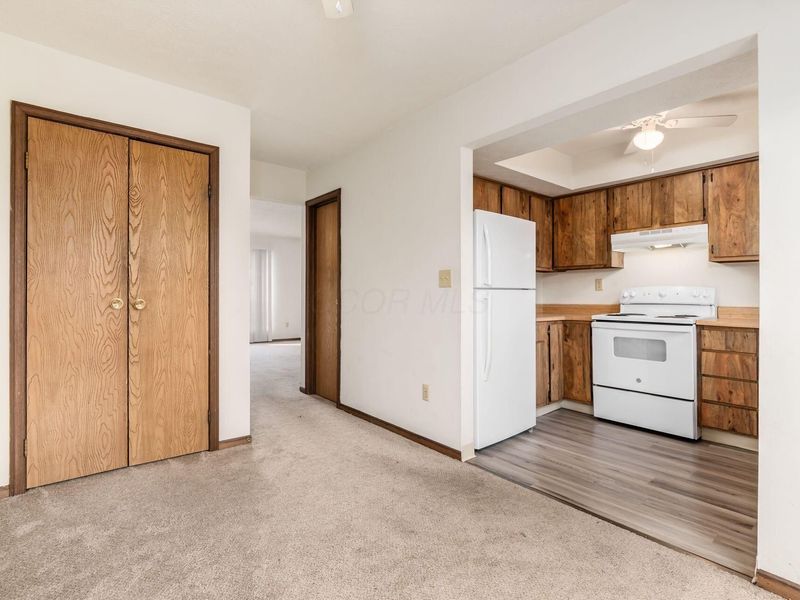 3328 Edgebrook Drive, Unit 2, Dublin, OH 43017 Photo 12