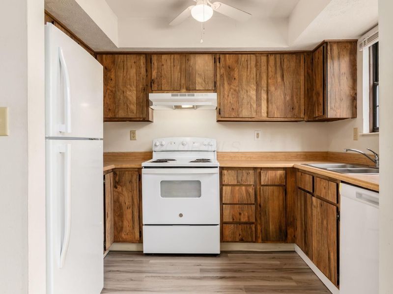 3328 Edgebrook Drive, Unit 2, Dublin, OH 43017 Photo 17