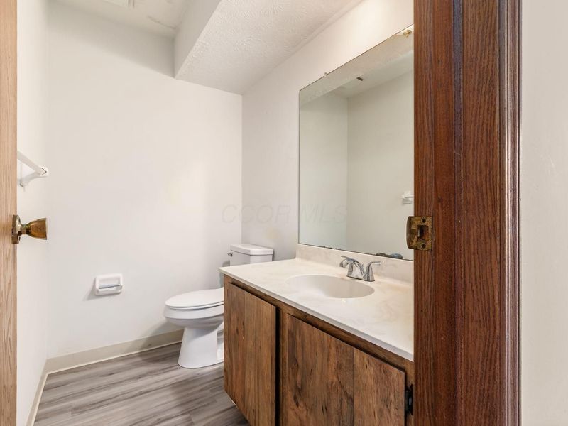 3328 Edgebrook Drive, Unit 2, Dublin, OH 43017 Photo 18