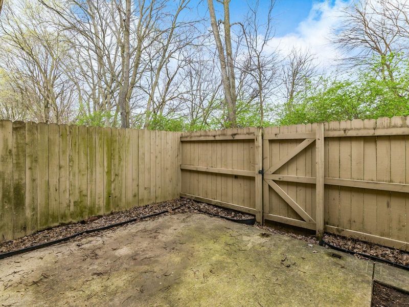 3328 Edgebrook Drive, Unit 2, Dublin, OH 43017 Photo 32