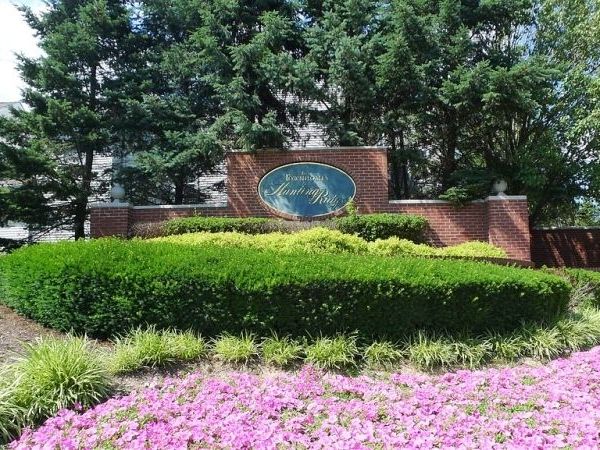 17 Gordon Cir, Parsippany-Troy Hills, NJ 07054