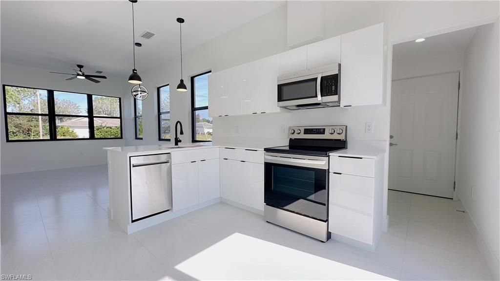 714 Chambers St E, Lehigh Acres, FL 33974 Photo