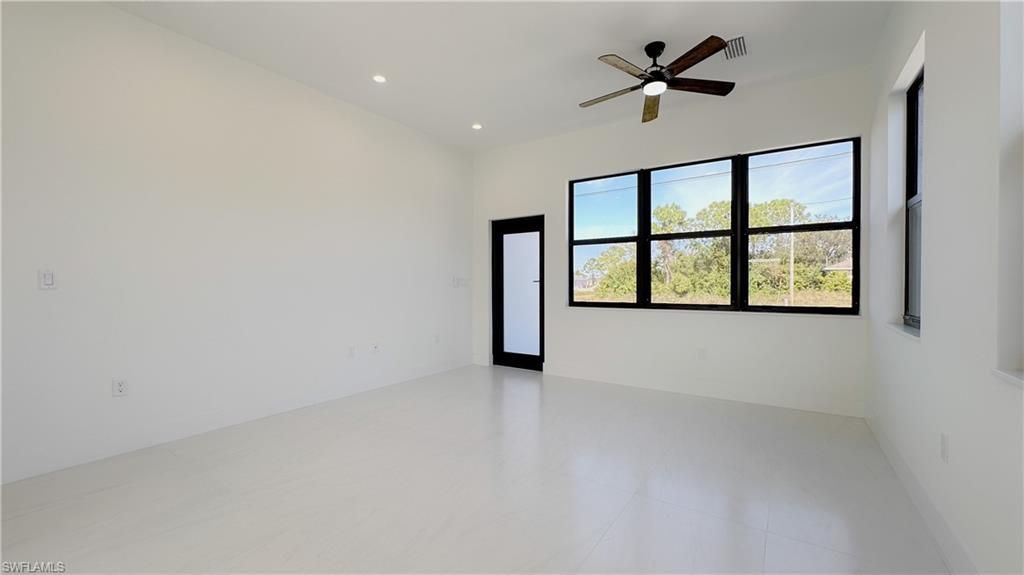 714 Chambers St E, Lehigh Acres, FL 33974 Photo