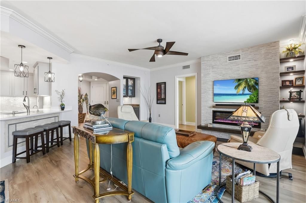 2104 W 1st St, Unit 1702, Fort Myers, FL 33901 Photo