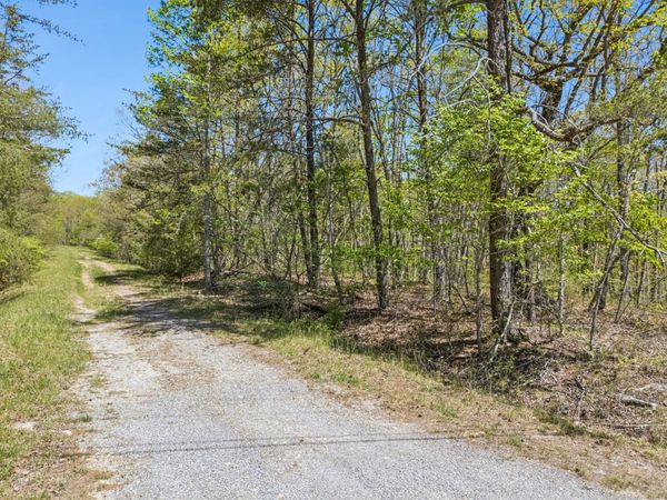 192 Albemarle Ln, Crossville, TN 38558
