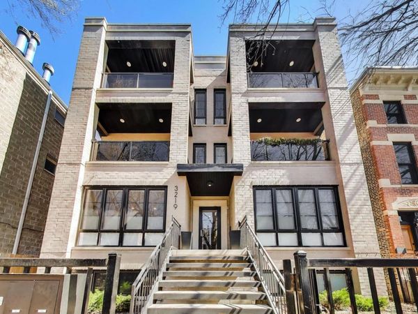 3219 N Seminary Avenue, Unit 1N, Chicago, IL 60657