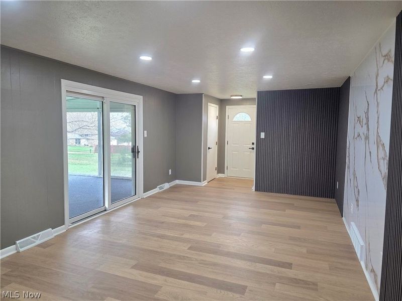 3181 Parmalee Drive , Seven Hills, OH 44131 Photo 11