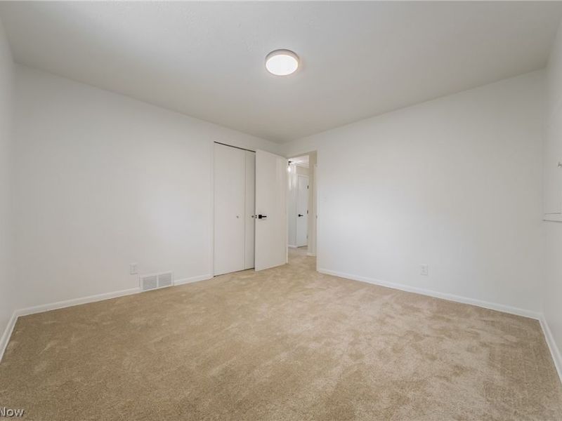 3181 Parmalee Drive, Seven Hills, OH 44131 Photo 13