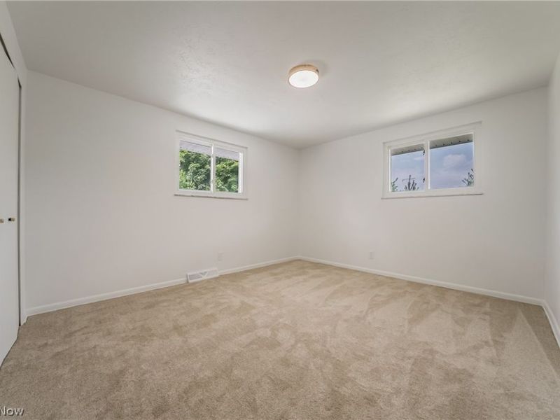 3181 Parmalee Drive, Seven Hills, OH 44131 Photo 16