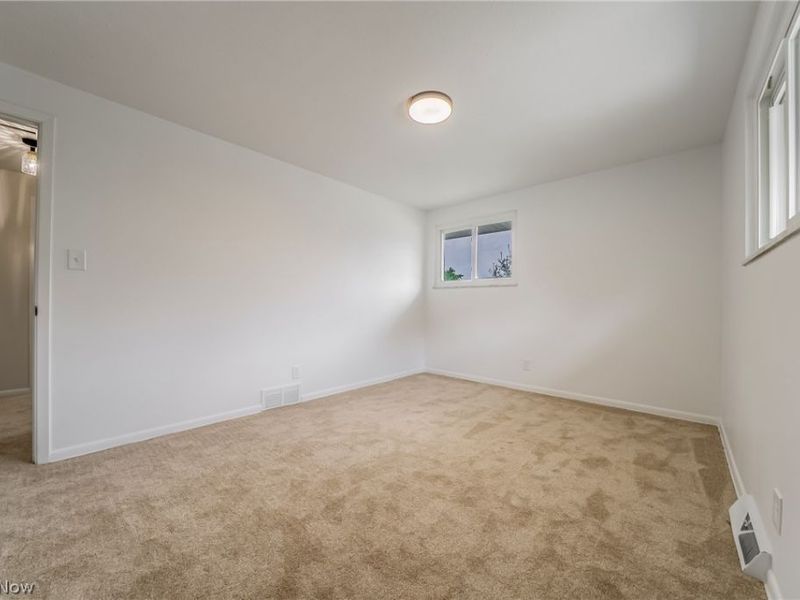 3181 Parmalee Drive, Seven Hills, OH 44131 Photo 19