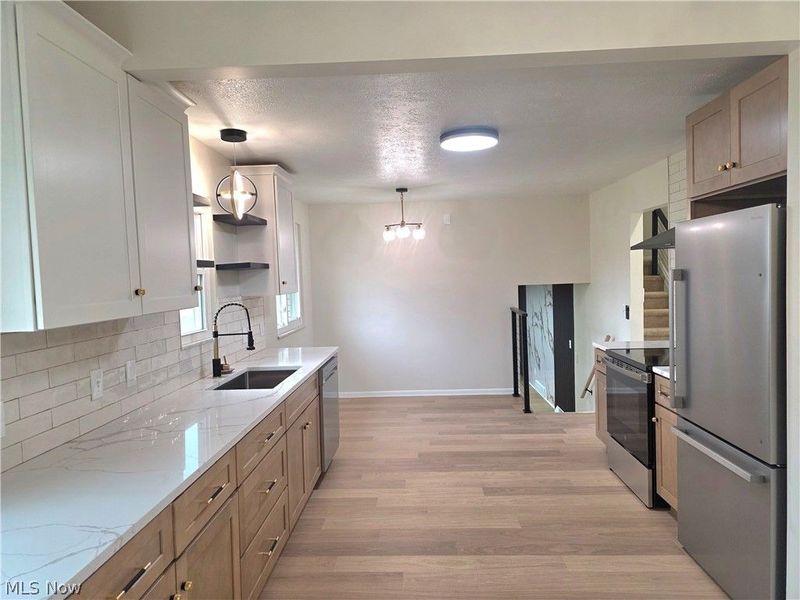 3181 Parmalee Drive , Seven Hills, OH 44131 Photo 4