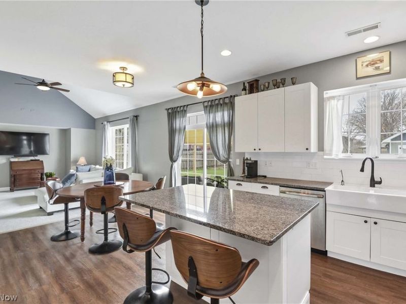 3606 Walter Road , North Olmsted, OH 44070 Photo 14