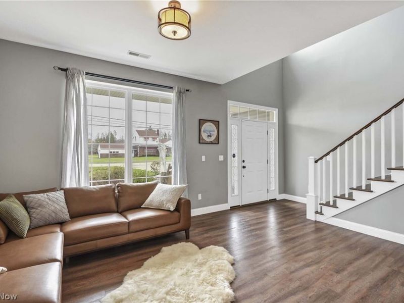 3606 Walter Road , North Olmsted, OH 44070 Photo 2