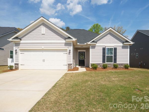 8220 Mccormick Street, Terrell, NC 28682