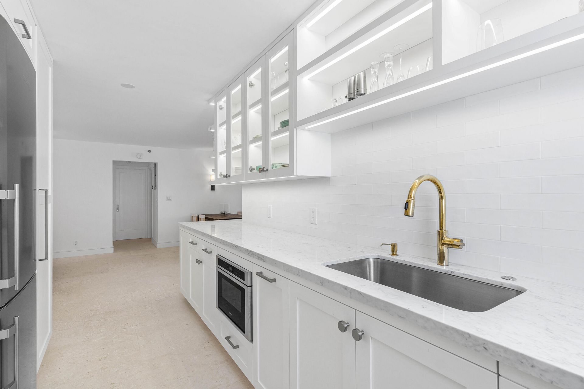 3301 S Ocean Boulevard, Unit 810, Highland Beach, FL 33487 Photo