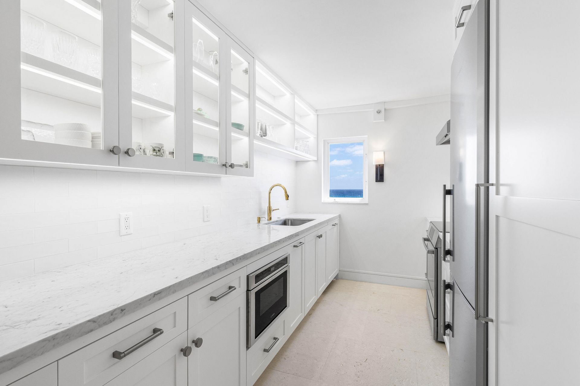 3301 S Ocean Boulevard, Unit 810, Highland Beach, FL 33487 Photo