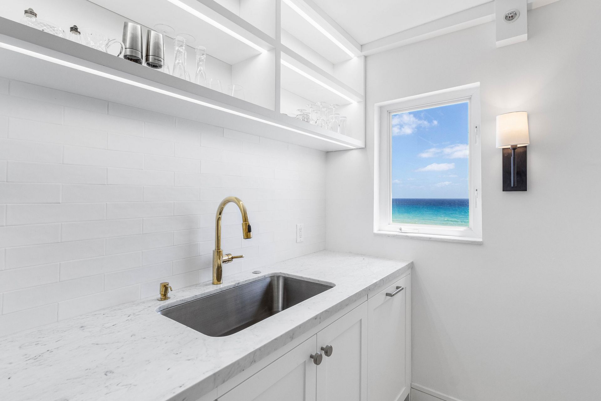 3301 S Ocean Boulevard, Unit 810, Highland Beach, FL 33487 Photo