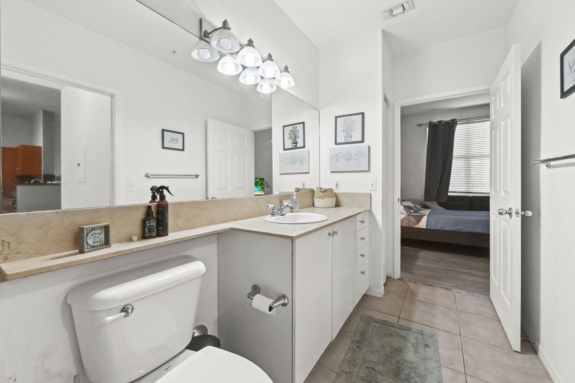 804 E Windward Way, Unit #122, Lantana, FL 33462 Photo