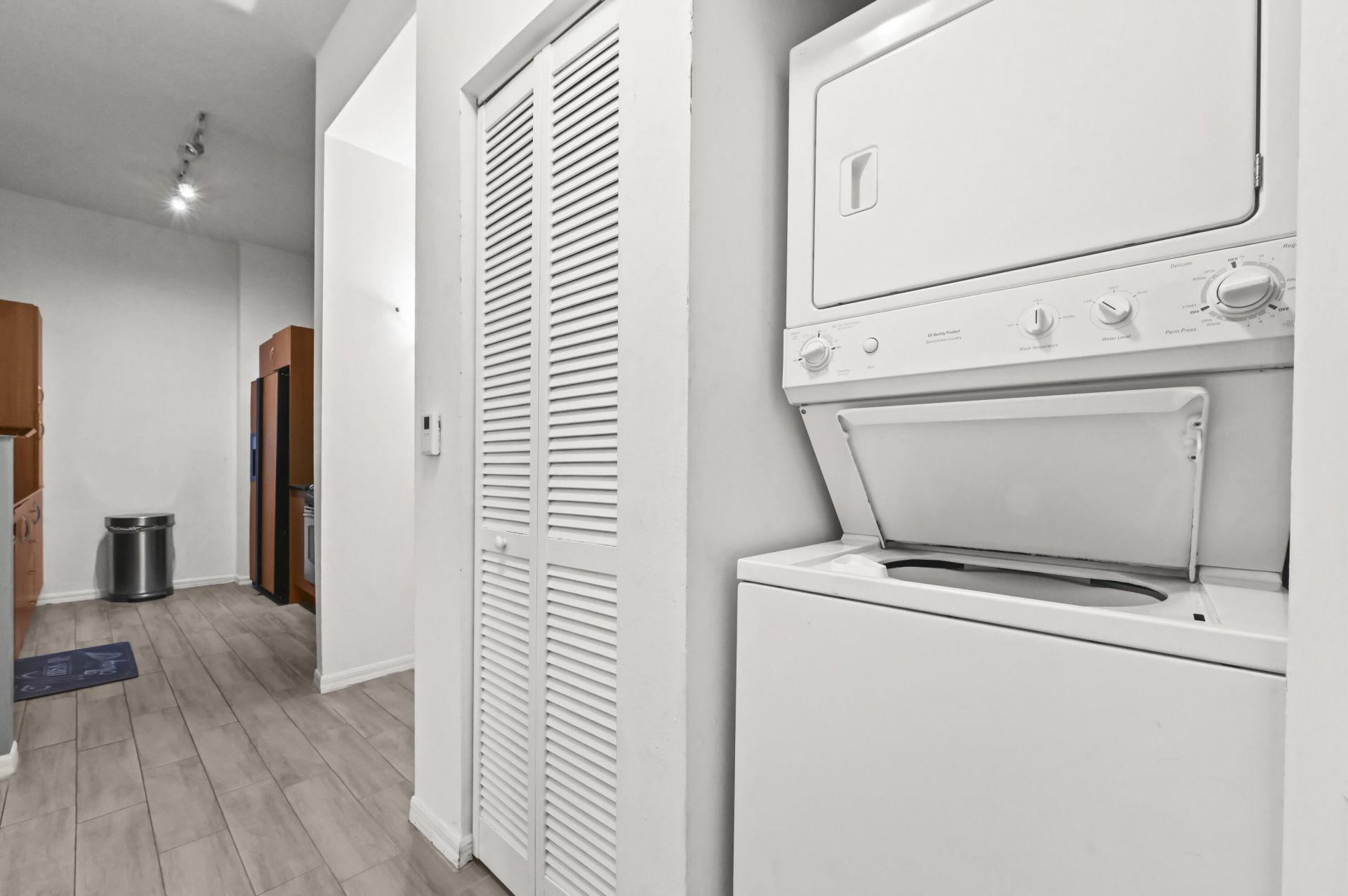 804 E Windward Way, Unit #122, Lantana, FL 33462 Photo