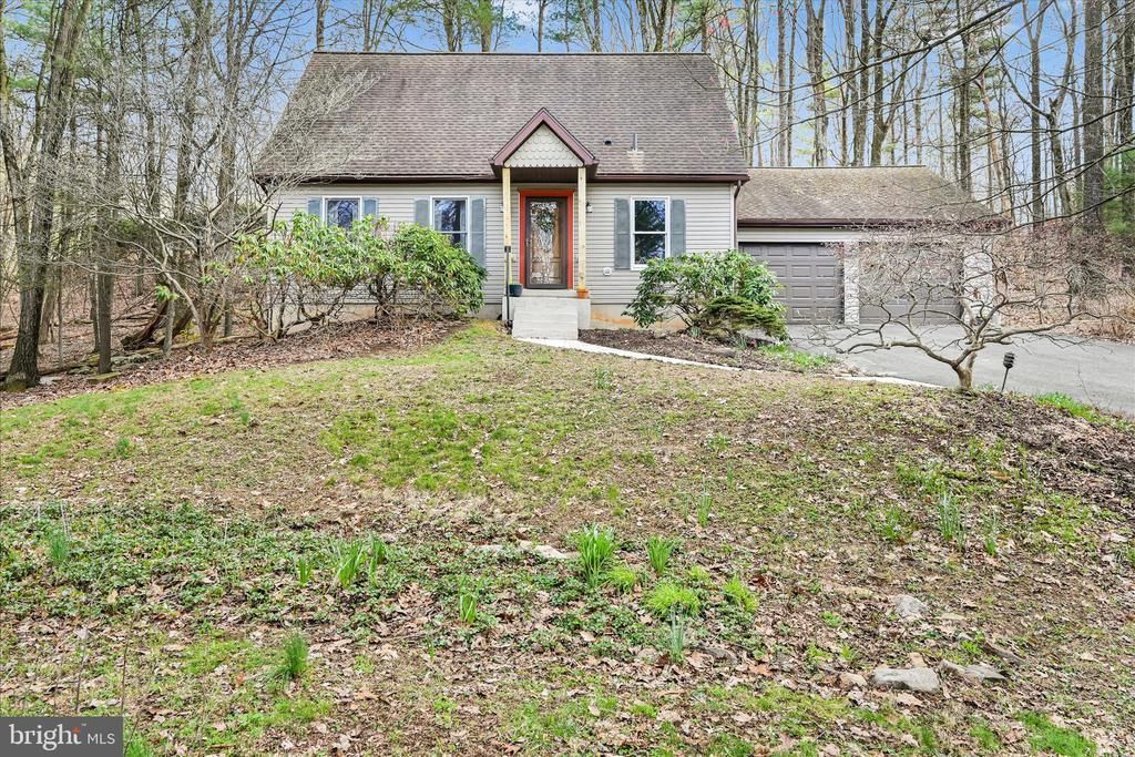 2504 & 2503 Wagon Wheel Drive , Auburn, PA 17922 Main Photo