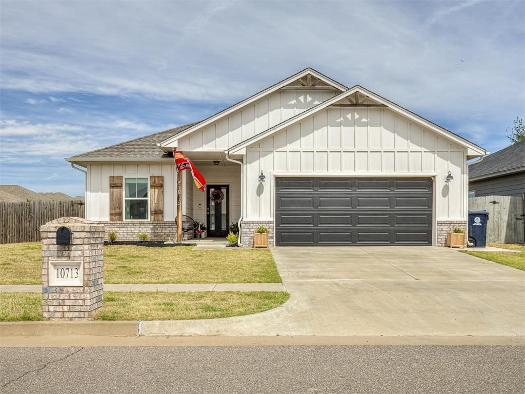 10713 NW 18th Street, Yukon, OK 73099 Main Photo