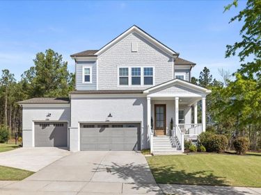316 Silent Bend Drive, Holly Springs, NC 27540