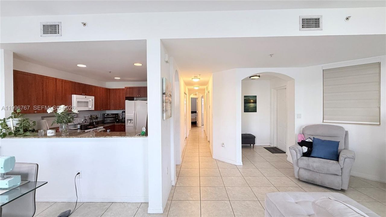 8900 NW 107th Ct, Unit 107-3, Doral, FL 33178 Photo