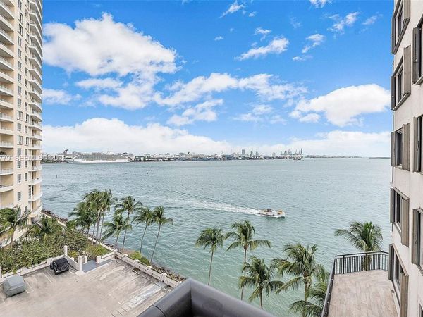 540 Brickell Key Dr, Unit 928, Miami, FL 33131