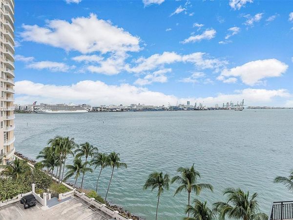 540 Brickell Key Dr, Unit 928, Miami, FL 33131