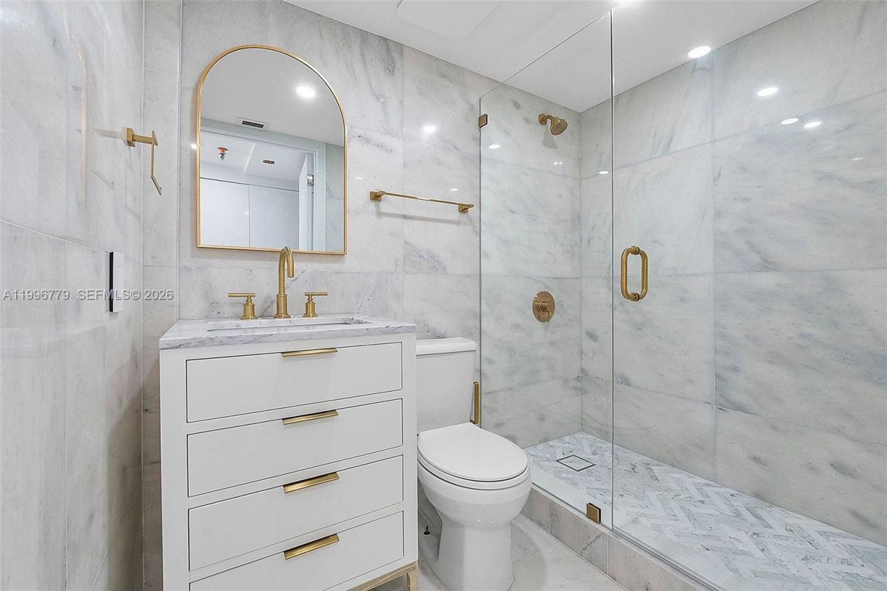 540 Brickell Key Dr, Unit 928, Miami, FL 33131 Photo