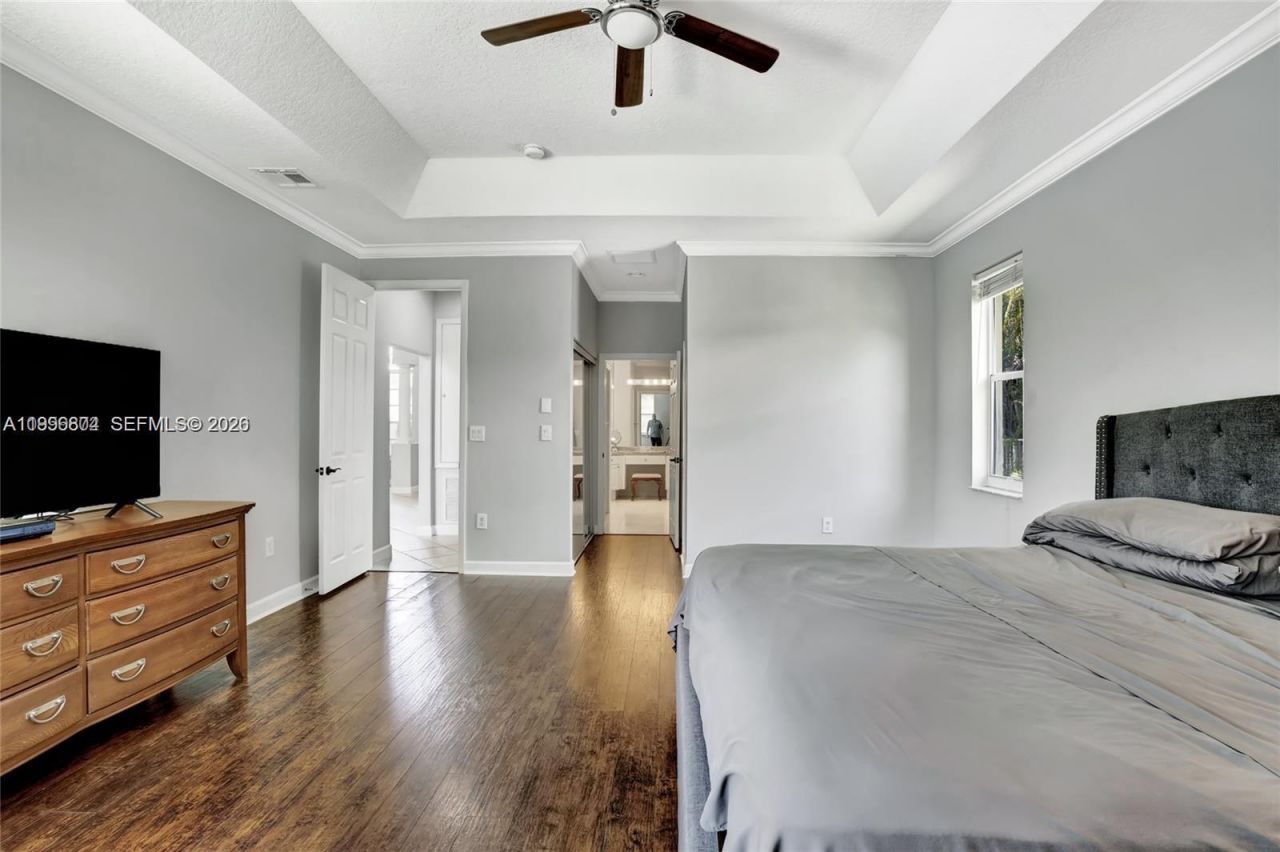 13813 NW 21st St, Pembroke Pines, FL 33028 Photo