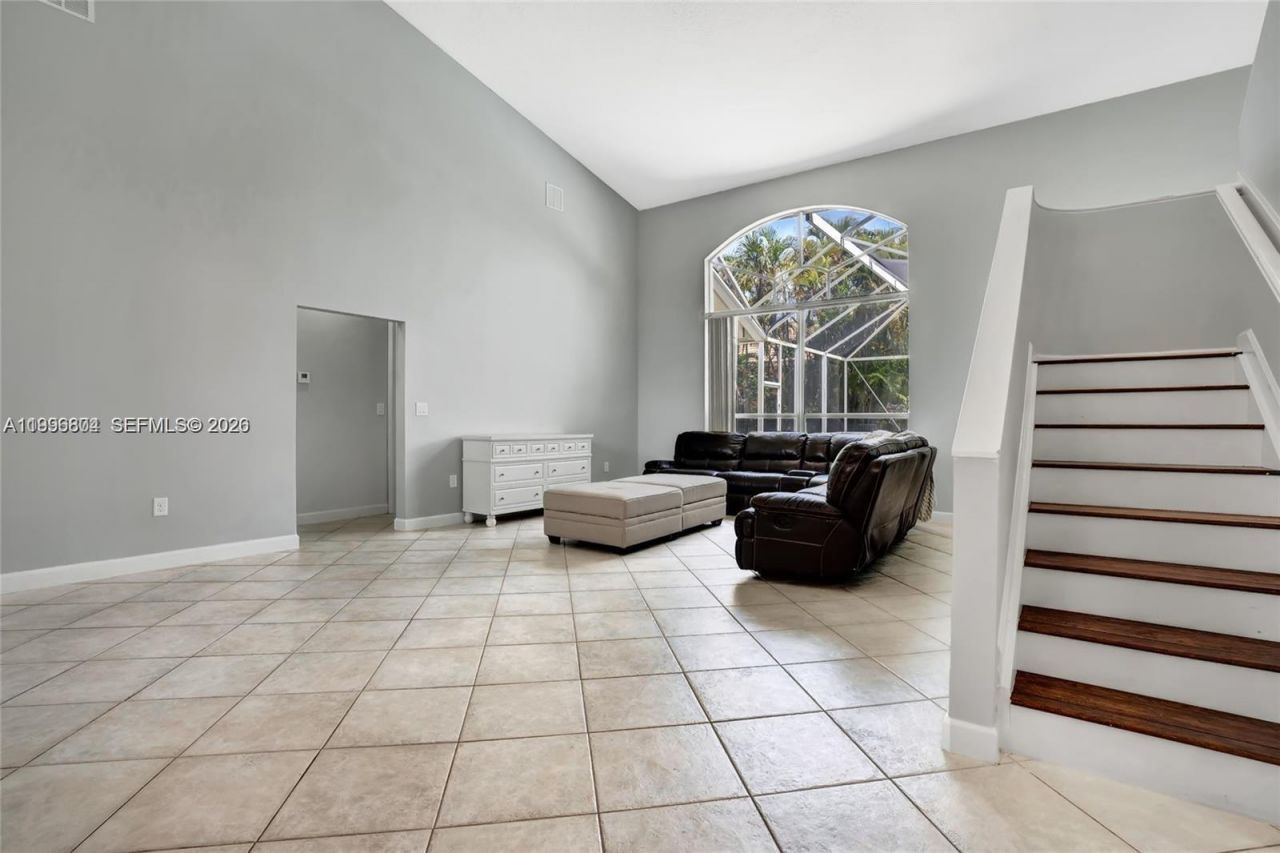 13813 NW 21st St, Pembroke Pines, FL 33028 Photo