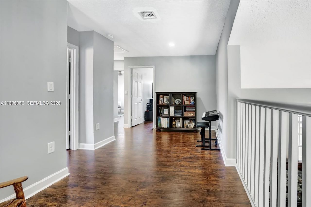 13813 NW 21st St, Pembroke Pines, FL 33028 Photo