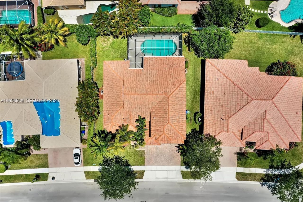 13813 NW 21st St, Pembroke Pines, FL 33028 Photo